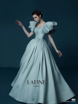 Elegant and noble evening dress intellectual temperament light luxury French satin slim body thin square collar bubble sleeve toast women