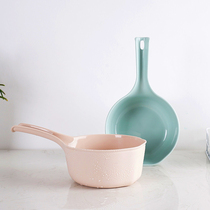  Water scoop Household baby childrens baby bath water scoop scoop scoop thickened plastic long handle water drift kitchen water spoon