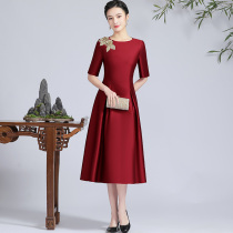 High-end brand Mother wedding dress Noble cheongsam young new red mother-in-law cheongsam wedding banquet Air