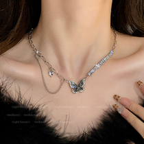 Black Zircons Butterfly Necklace Woman Individuality Sweet Cool Clothing Chain Temperament Small Crowdwear Chain Light Lavish Locks Bone Chain Accessories