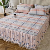 Latex Ice Silk Mat Cool Mat three sets Bed Skirt 1 8m bed 1 5 m Air conditioning Soft Schiller with washable folding 2