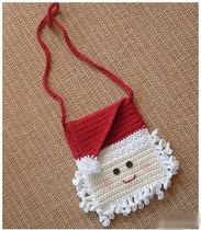 Handmade diy wool crochet electronic graphic picture tutorial Santa Claus shoulder bag