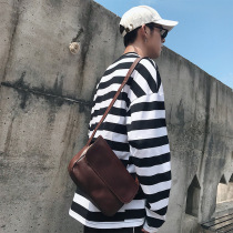 Hong Kong Tide brand new Korean version of retro small satchel street fashion shoulder shoulder bag trend casual small backpack men