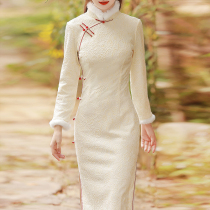 Fall winter cheongsam 2021 new young women's long sleeve high-end temperament improved dress lace plus velvet winter