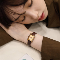  Julishi watch womens simple temperament ins wind design summer 2021 new niche light luxury womens womens watch