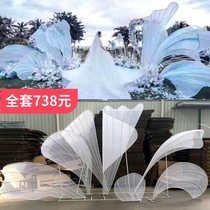 Wedding props wrought iron petals background seven-piece wedding scene arrangement banquet hotel reception area beautiful layout