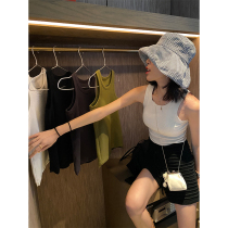 The four seasons can be worn just need to be hitchhipped with artificial thread vest female 100 hitch bottom outside wearing a sleeveless blouse