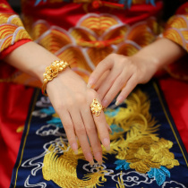 Niche bracelet sand-plated gold flower design sense bracelet Lady wedding tradition ancient method bracelet ring gift box