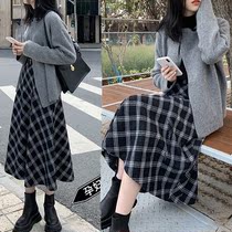  Pregnant womens skirts Spring and autumn new fashion casual maternity clothes tide mom loose belly-supporting skirt black plaid skirt