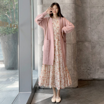 Pregnant women autumn dress 2021 new long knee flower flowing elegant dress knitted dress dress tide