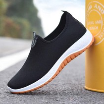 Old Beijing cloth shoes plus velvet mens new walking shoes sports shoes running ox soles middle-aged people autumn and winter driving