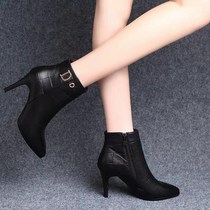 In autumn and winter the new black pointed thin-heeled short-heeled high-heeled short boots for women