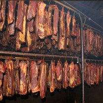 A total of 4 kg of Aunt Zhang Sichuan authentic bacon ribs sausage five-flower hind legs