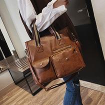 Premium feel bag female 2021 new autumn and winter models Joker shoulder bag large capacity retro portable casual shoulder bag