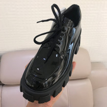 Net red 2022 spring new exploits women shoes Single shoes 100 lap thick bottom heightening small leather shoes small black shoes with little black shoes