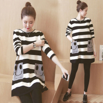 Pregnant women spring and autumn suits fashion trend mom T-shirt 2021 new womens top Western dress autumn stripes