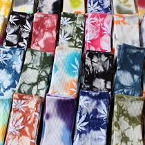 4 pairs of boxed tie-dyed maple leaf socks male stockings INS tide socks men and women couples in Europe and the United States Street autumn sports tube