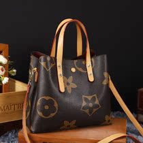 Hi Tide Special Cabinet MDITCK ~ Lady Bag Bag in Europe and America Large-capacity Texture Hand Printed Large Flower Single Shoulder Bag