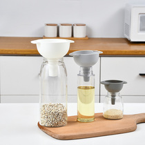 Japan four-in-one funnel household size filter dispenser kitchen pour liquid dispenser oil leak