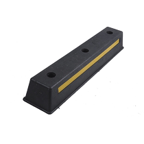 Rubber and plastic wheel locator Rubber parking block car stop Solid car block Reversing parking block Traffic facilities