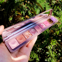 Tmall u first nine-color eye shadow tray ins Super fire long-lasting matte bright light Natural student affordable female waterproof sweatproof