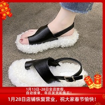 2022 niche design sense autumn new flat sheep cake hair clip toe sandals womens fashion outerwear fur slippers