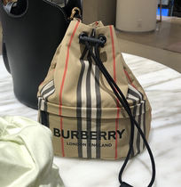 Bur * erry classic grid small bucket after purchase