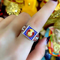 Thailands Buddhist trump is a real one. The dragon lady of the dragon. Thunder 2559 The pure silver gold face itself like a ring. The men and women of the ring