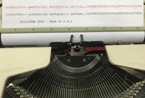 80S American DIASISTER 2000 Ivory old English mechanical typewriter)can be used normally