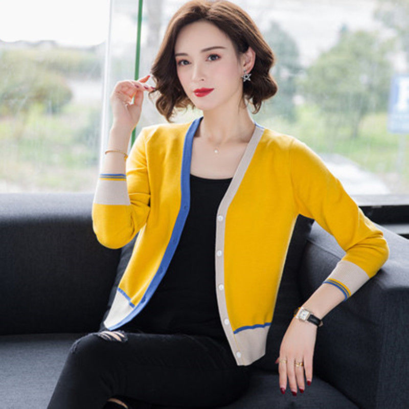 Knitted cardigan jacket girl spring autumn 2020 new fashion short V collar very fairy sweater outer shawl thin