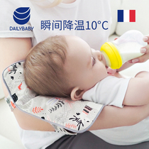 French Dailybaby hug baby arm pad artifact hug baby baby feeding arm pillow