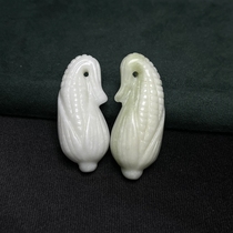 Xian Blue Fields Jade Natural Jade Handcarved Corn Pendant Aged 3-year-old Ping An pendant to make money into the same section of the Terracotta Warriors