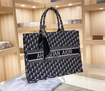 Large capacity bag womens portable shopping bag 2021 spring and summer new canvas bag advanced sense of fashion atmospheric tote bag