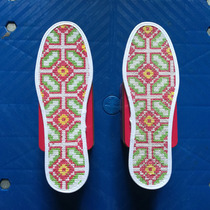 Traditional handmade finished cross-stitch flower insole sweat-absorbing breathable cotton cloth does not run wrinkled boyfriend