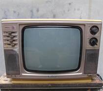 (Yao Lan) Folk furnishing pendulum with TV inch TV inch TV nostalgic antique Beijing card 14 objects Miscellaneous old