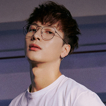 Wang Jiaer with anti-blue radiation glasses male myopia trend retro flat light can be equipped with degree eye protection mirror frame women