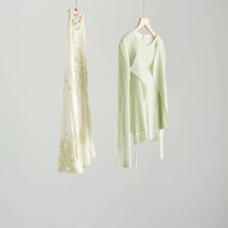 2022 Early spring new small fragrant wind advanced temperature-sensitivity flexo-style retro first love green crushed flowers Two suit dresses