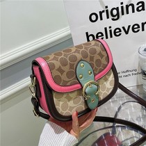 IT tide bag 2021 New French niche Joker printing mobile phone bag leather shoulder bag broadband shoulder half round bag