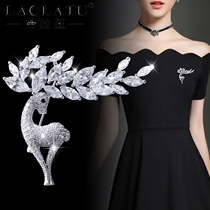 Laura Tu fawn brooch female niche ins tide personality temperament atmosphere high-end luxury pin buckle a deer have you