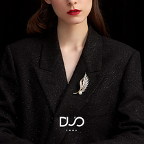 Retro Pearl Wheat Spear Brast Needle Design Sense Lavish Suite Sweater Little fragrance Brast Flower