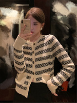 2021 early Autumn New lazy fragrant wool knitted cardigan top female sweet niche chic coat thin ins tide