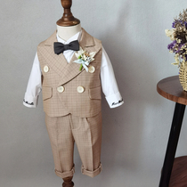 Baby one year old English style dress boy boy 2021 autumn Korean version of foreign style childrens small suit suit suit three sets