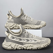 Mens shoes 2021 summer new wild work site leisure sports shoes flying woven breathable mesh labor insurance trendy shoes