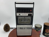 Chunde Tang old objects Old Sanyo brand M2511 small recorder Old cassette player with tape recorder collection