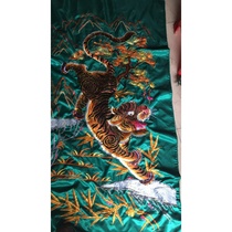 Religion Buddhism Taoism Flat embroidered Dragon and Tiger skirt Bagua belly burr robe armor skirt Malaysia jump child Singapore jump child