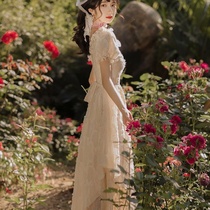 Retro girl Court style lace embroidered dress female summer temperament square collar bubble sleeve can salt sweet fairy dress