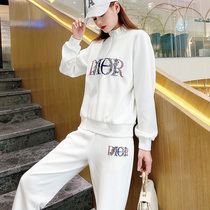 Spring and Autumn 2021 new leisure fashion sweatsuit sportswear set womens age-reducing high-end brand two-piece early autumn