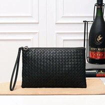 New Head Layer Cow Leather Casual Hand Grip Bag Mens Thin IPAD Bag Genuine Leather Woven Handbag Boomer Hand Bag Youth Pinch Bag