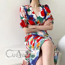  GunAndRose Southern French style V-neck bubble sleeves Resort style exaggerated flower handle slim dress Contrast long skirt