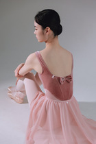 (7 14 seconds on new spot)Korean niche ballet Velvet bow petal skirt